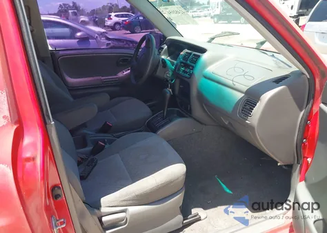 2002 Chevrolet Tracker из США, поврежденный, VIN 2CNBE18C926911755